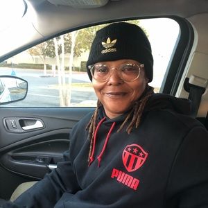 Meet your Posher, Kaylon